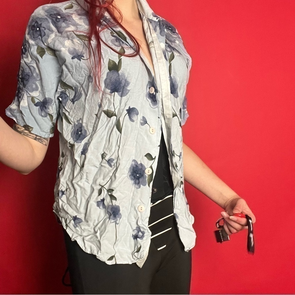 Pastel blue floral button up 🤍💙​​​​​​​​​​​​​​​​​​​​​​​